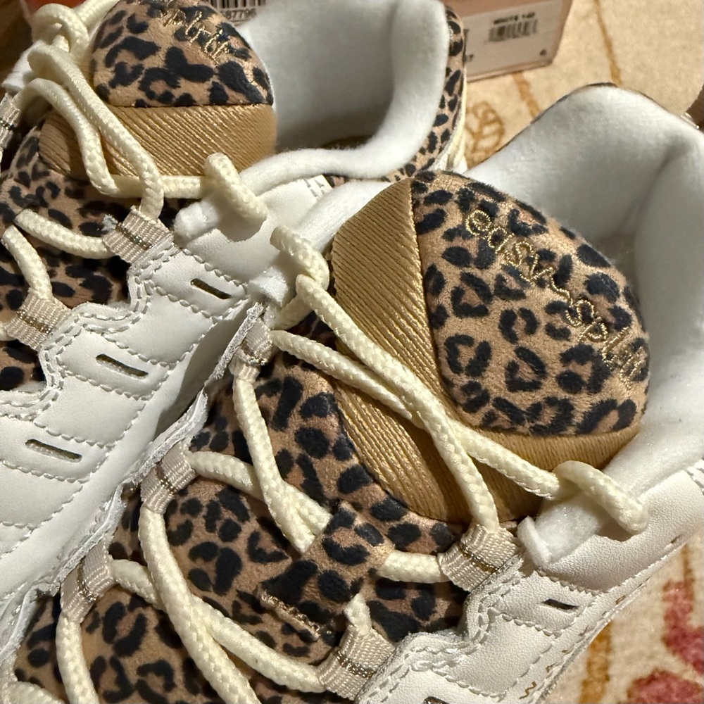 Easy Spirit Romy Sneaker - Picture 4 of 5
